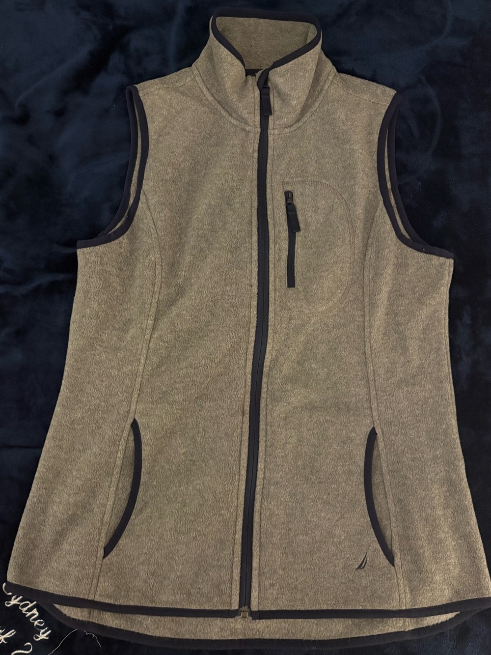 Nautica Gray Sleeveless Zip-Front Fleece Vest with Navy Trim